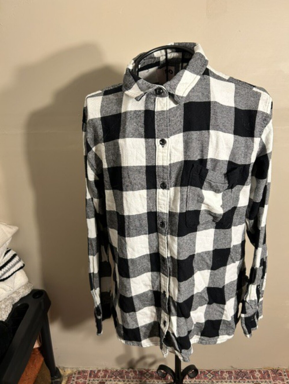size medium womens black white flannel plaid button down shirt outdoor wear